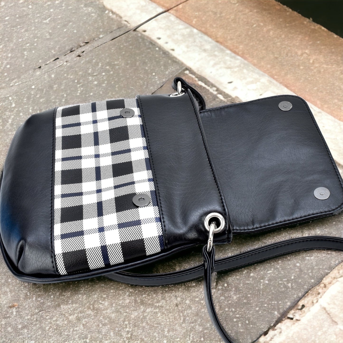 Miss Margarita Small Black/White Crossbody Purse