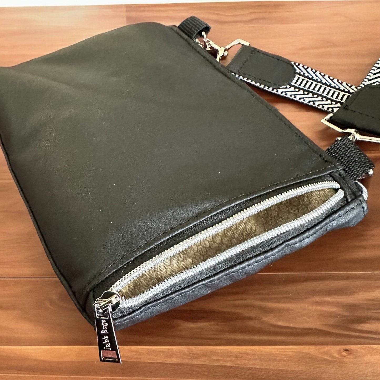 Stylish Leather Conceal Carry Purse - Compact Crossbody Purse