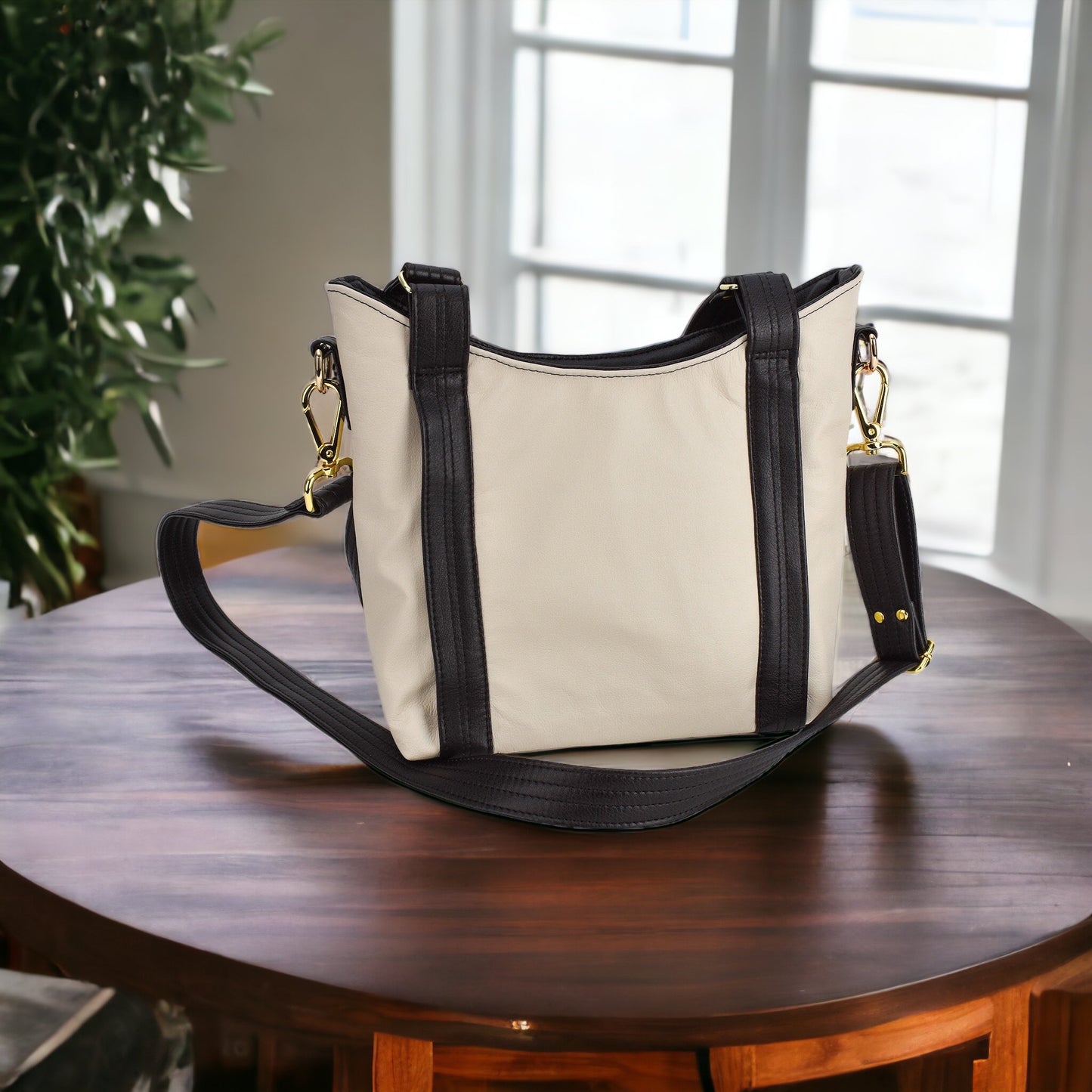 Miss Parker Ladies Conceal Carry Purse CC Bag