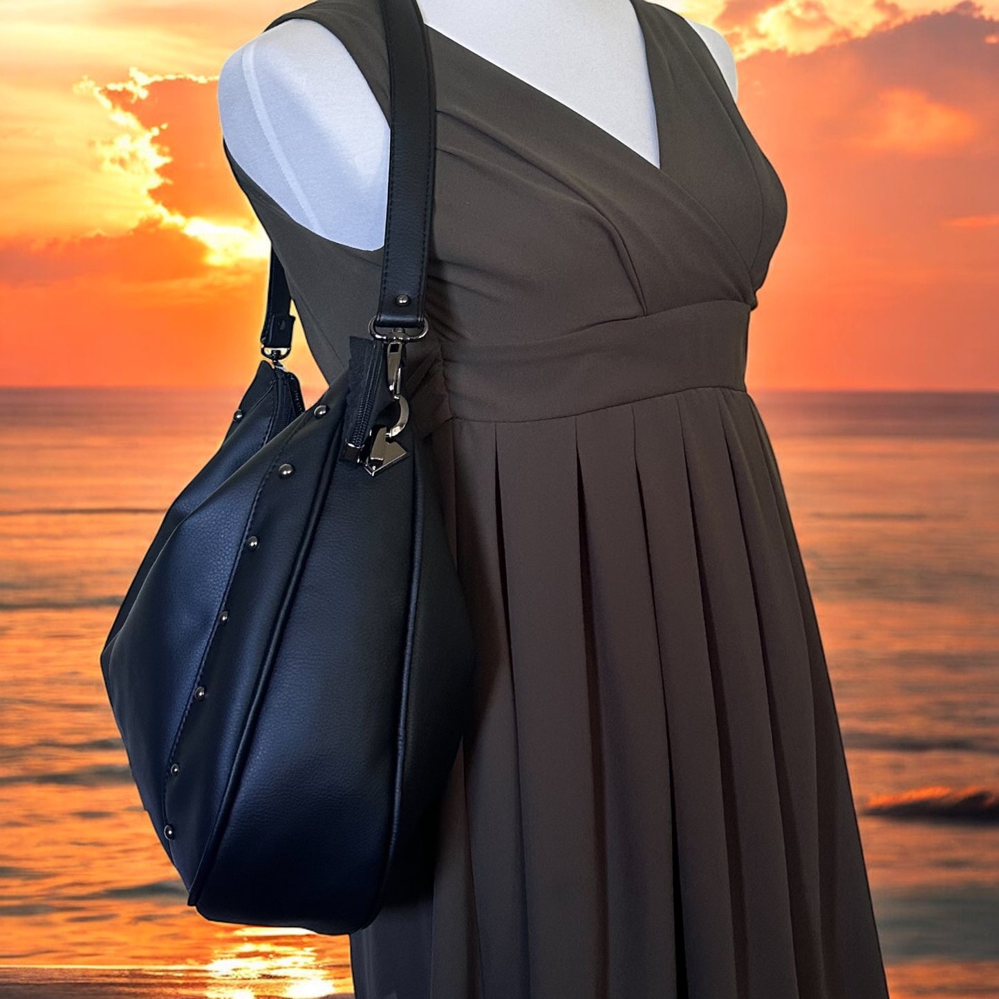 The Karola BlackShoulder Hobo Purse
