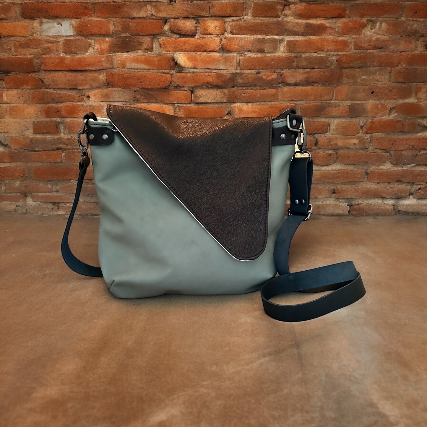 Leather Conceal Carry Crossbody Purse