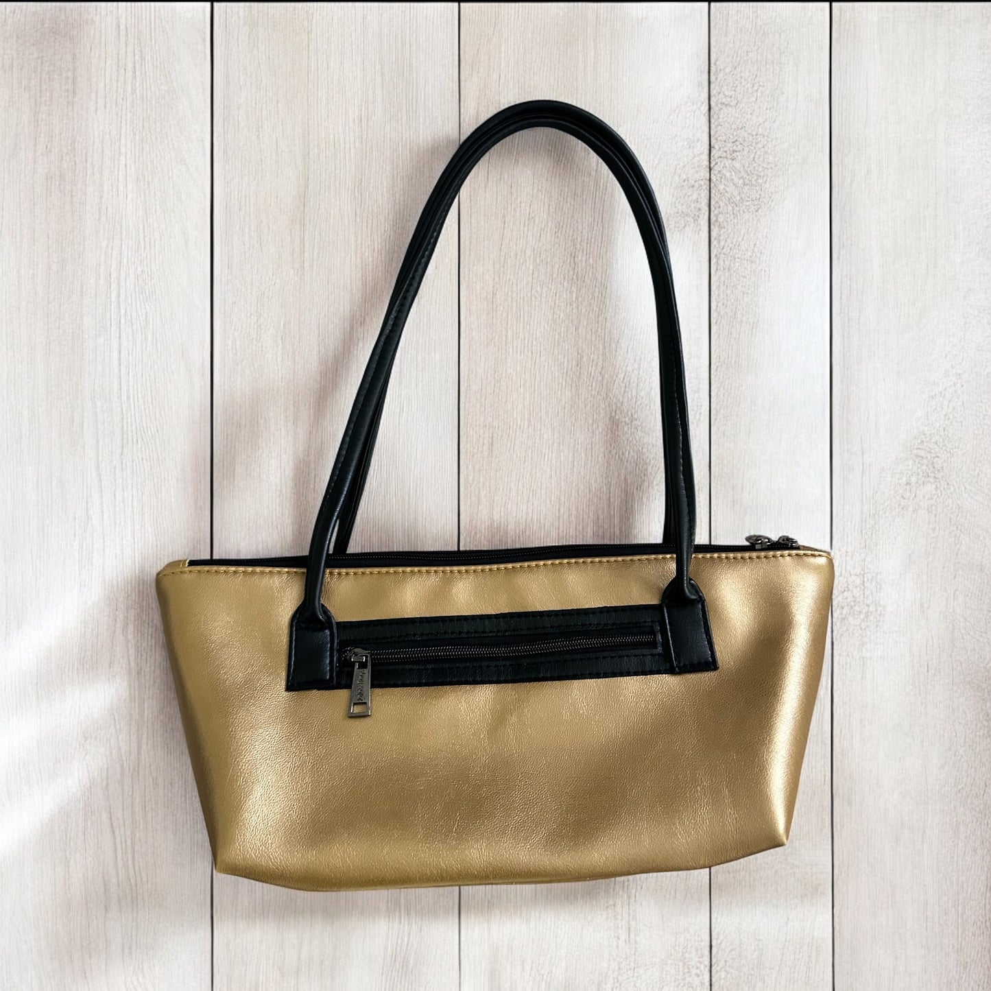 East West Shoulder bag