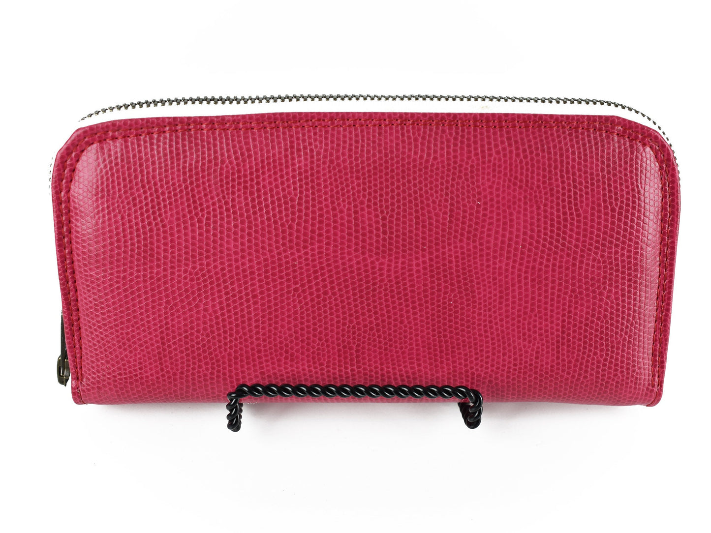 Classic Zippered Wallet - Faux Croc Leather - Metal Zippered Closure - Gift for Her Mom Grandmother - Large Sized Hand Carried Clutch Wallet
