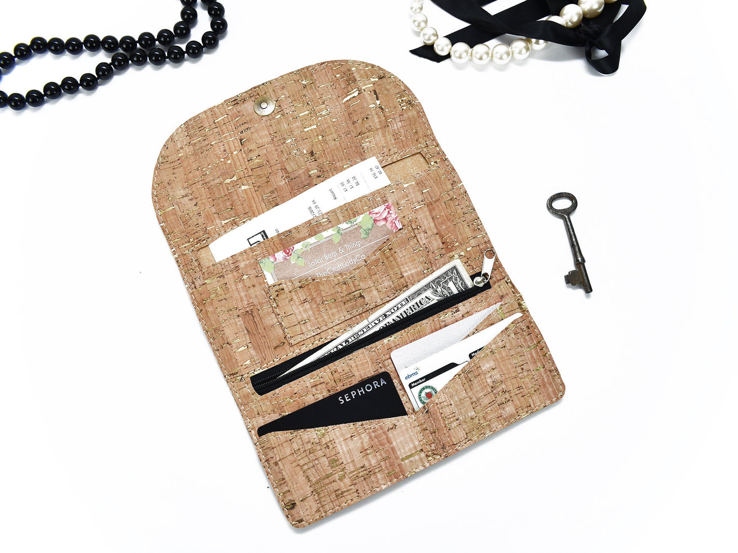 Women's Vegan Tri-Fold Wallet - Personalized Wallet - Minimumalist Clutch Wallet - Cork Leather Pocketbook - Mother's Day Gift - Birthday