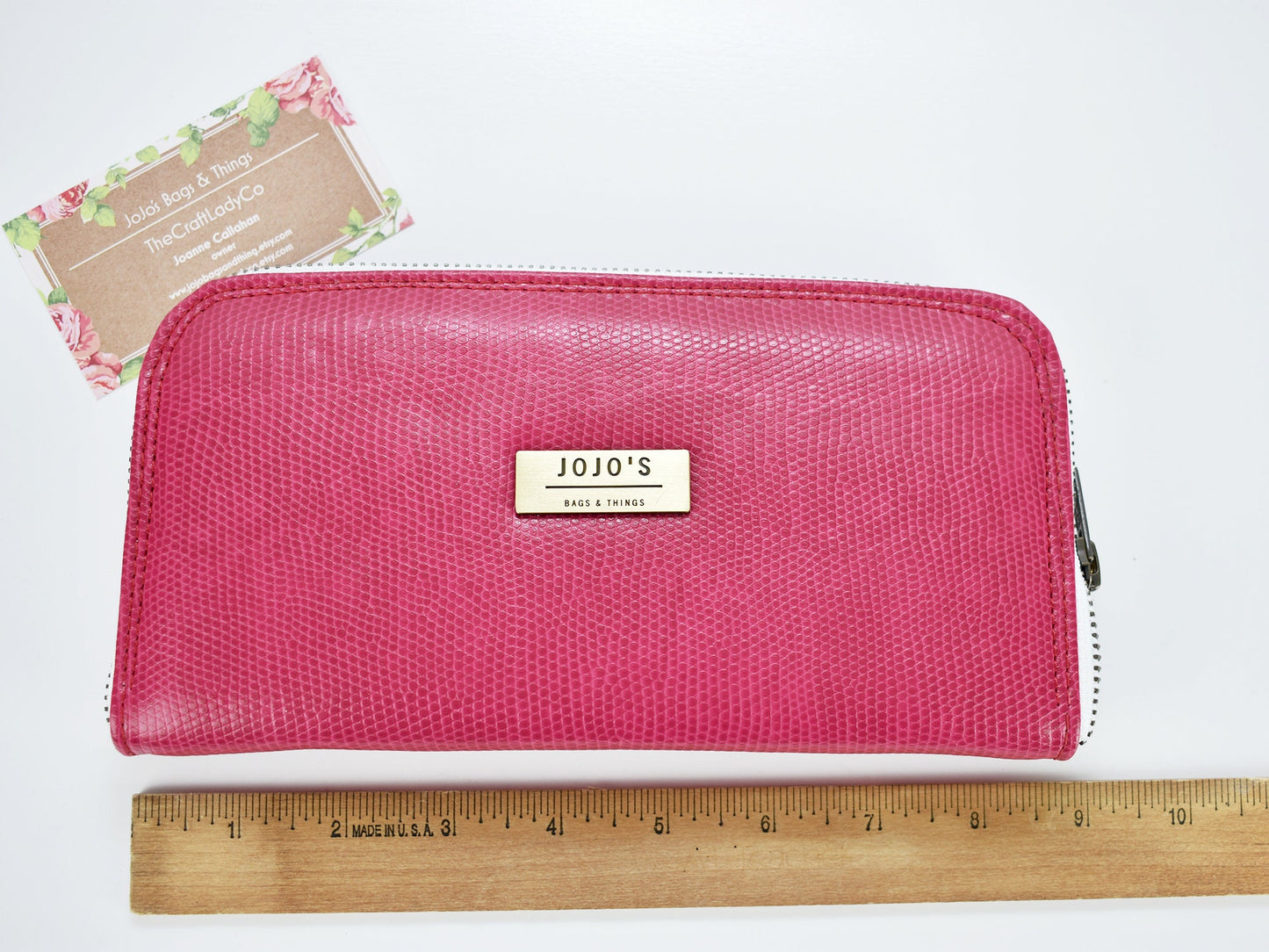 Classic Zippered Wallet - Faux Croc Leather - Metal Zippered Closure - Gift for Her Mom Grandmother - Large Sized Hand Carried Clutch Wallet