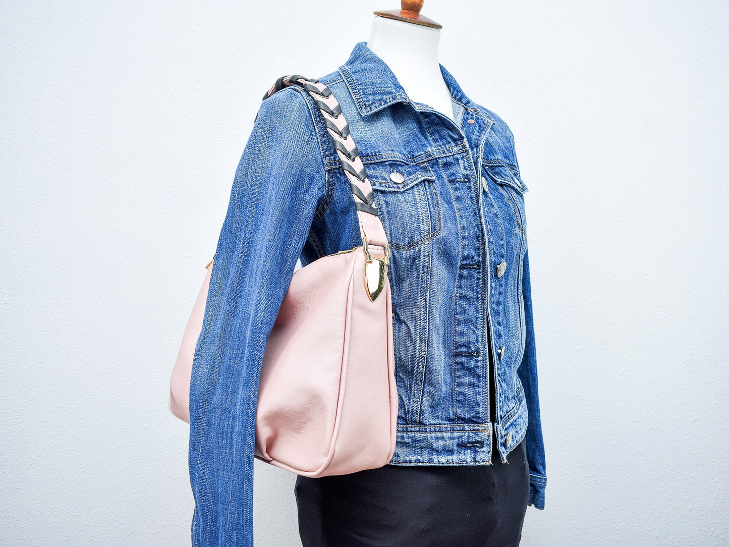 Luxurious Women's Faux Leather Purse - Slouchy Styled Shoulder Bag - Braided Shoulder Strap - Gift for Her Mom Daughter - Birthday Gift