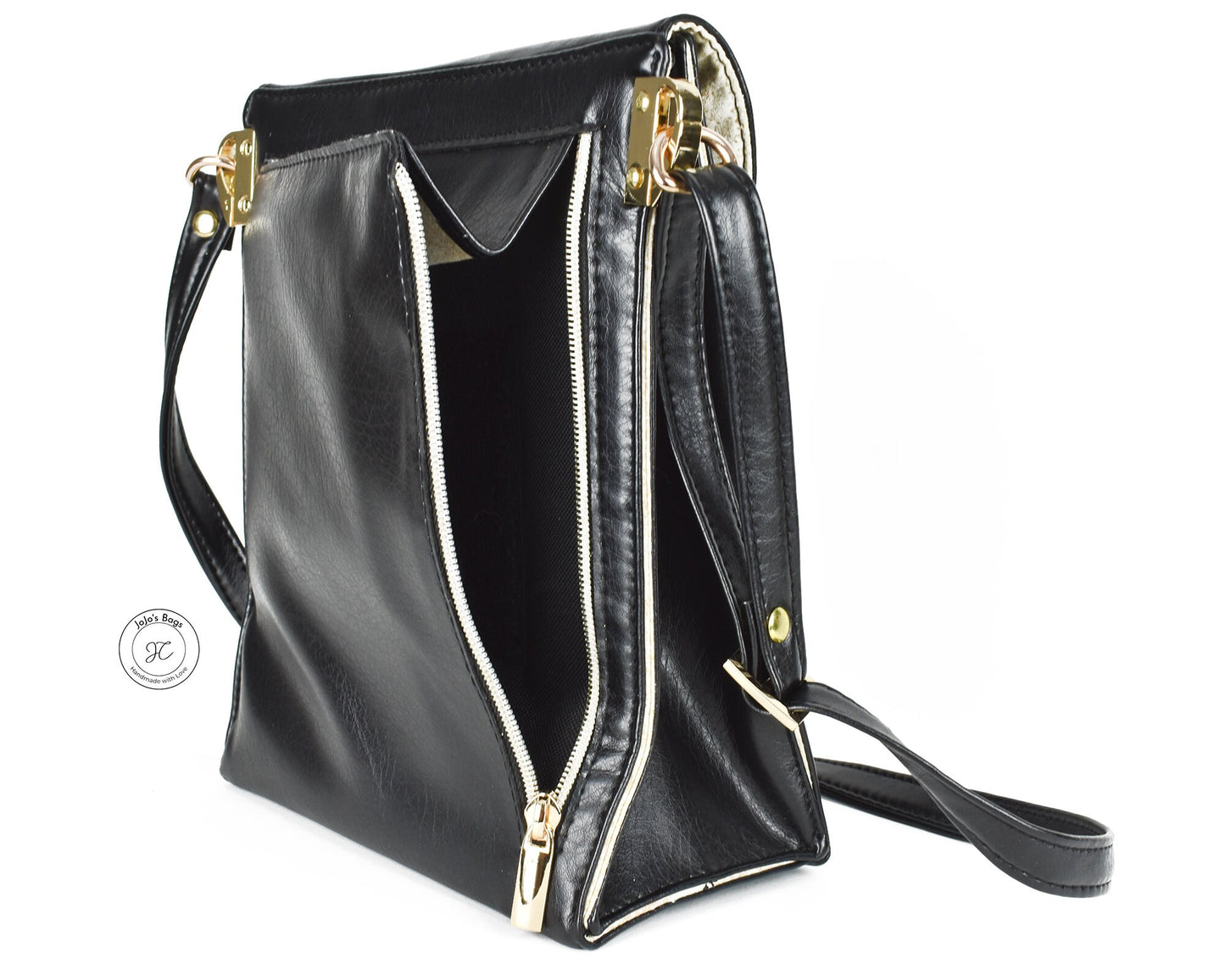 Stylish Conceal Carry Purse - Compact Crossbody Purse - CCW - Sophisticated Style Bag for Executive Women - Classy Designed  - Snaffle Bit
