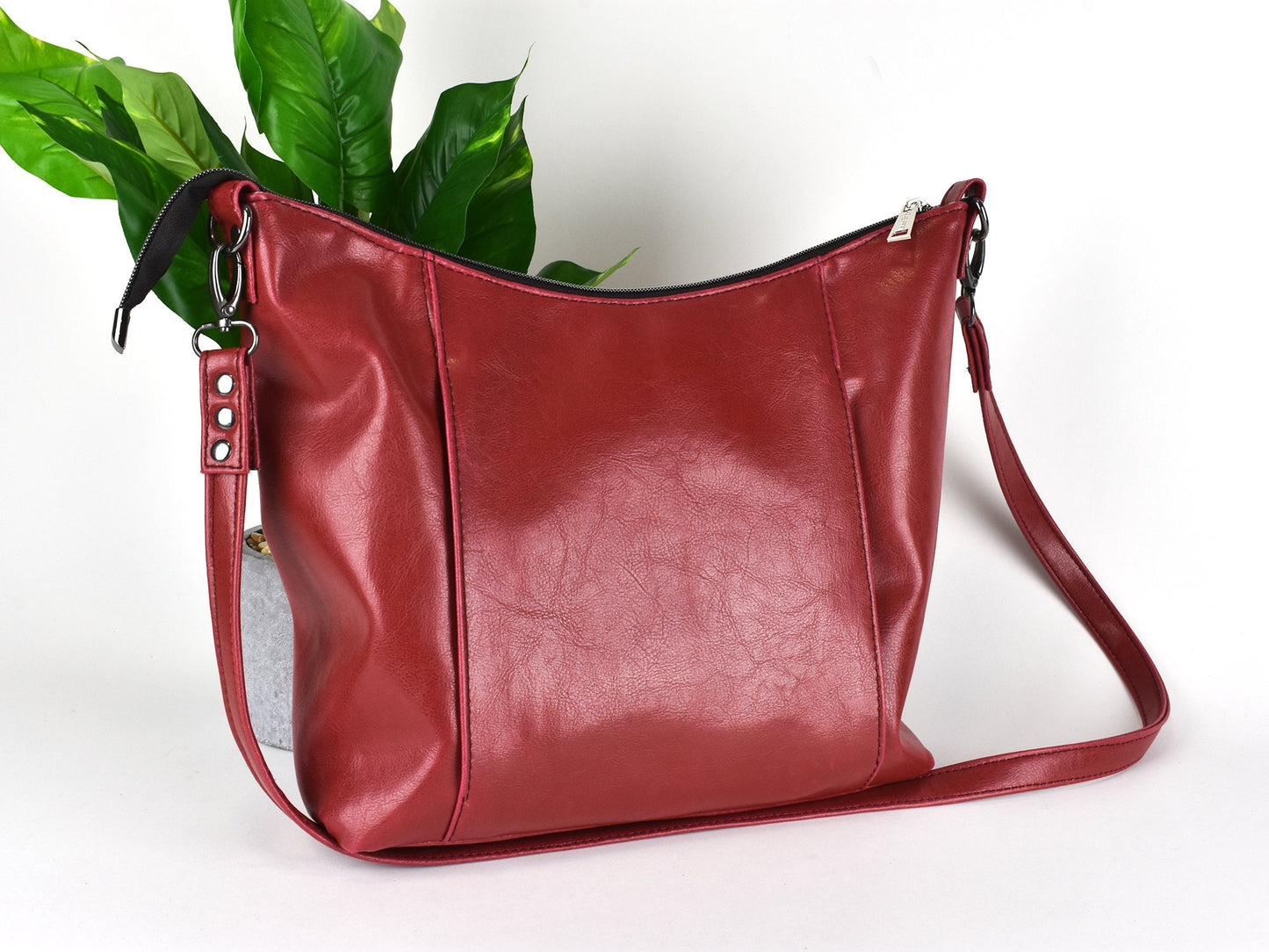 Women's Conceal Carry Hobo Style Purse - Faux Leather Bag - Stylish Gift for a Lady Gun Lover - Matching Wallet - Custom Crossbody