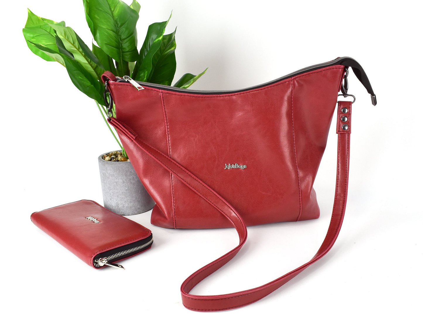 Women's Conceal Carry Hobo Style Purse - Faux Leather Bag - Stylish Gift for a Lady Gun Lover - Matching Wallet - Custom Crossbody