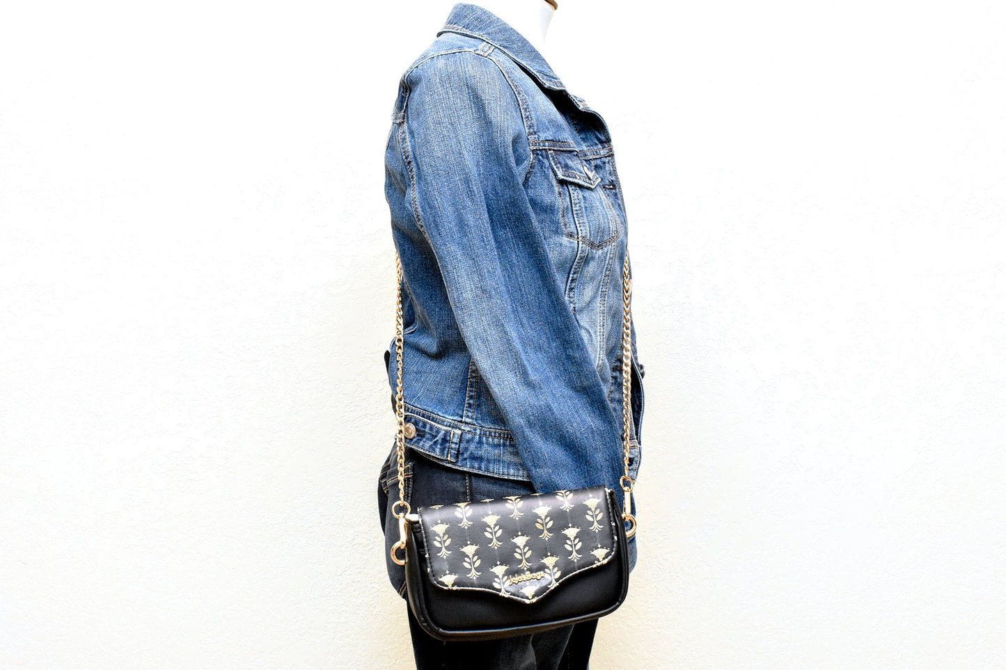 Classy Crossbody Purse - Elegant Cluch Purse - Gold and Black - Gold Metal Strap for Shoulder Bag