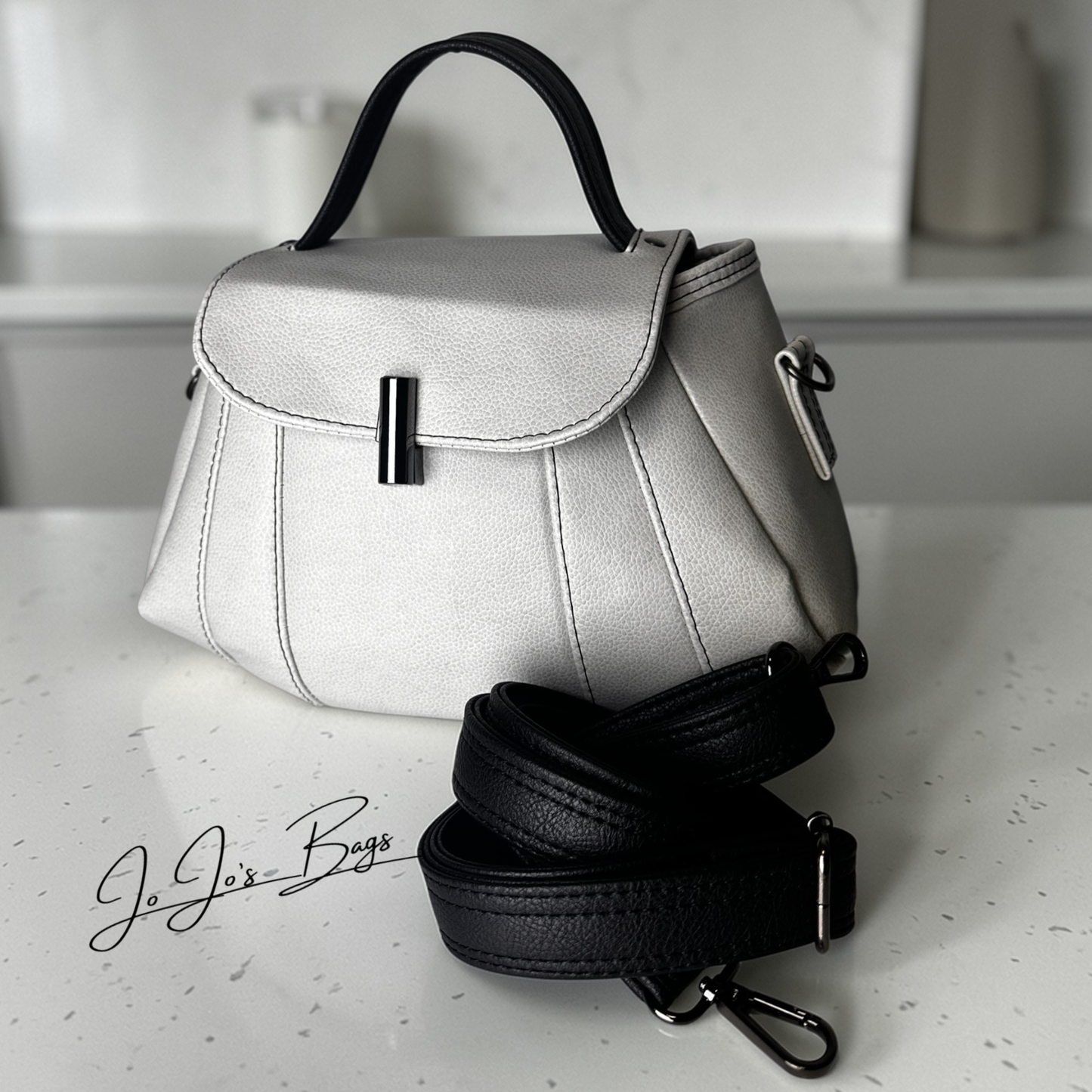Novella Crossbody Handbag